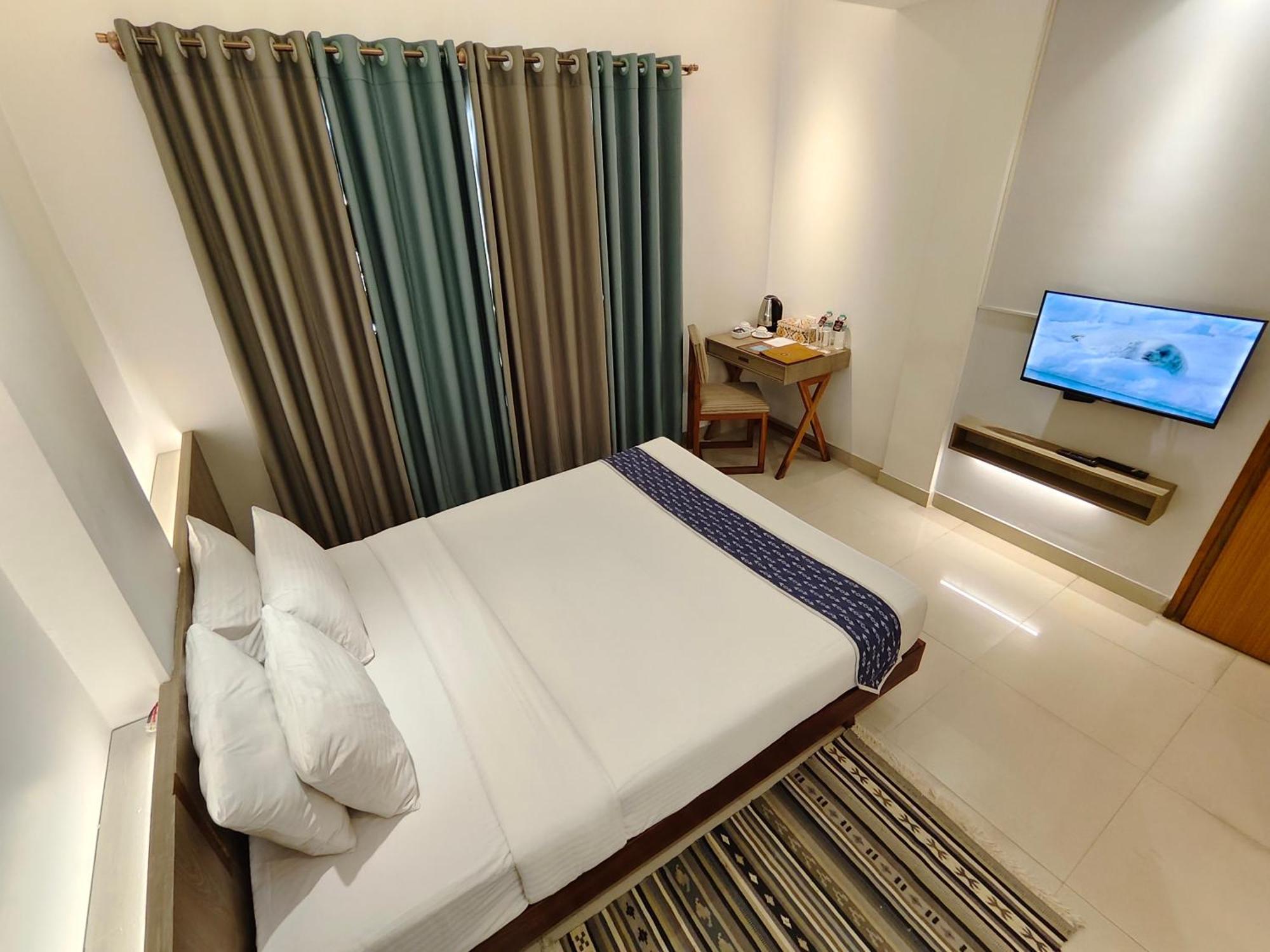 Hotel Nandini Dhaka Esterno foto