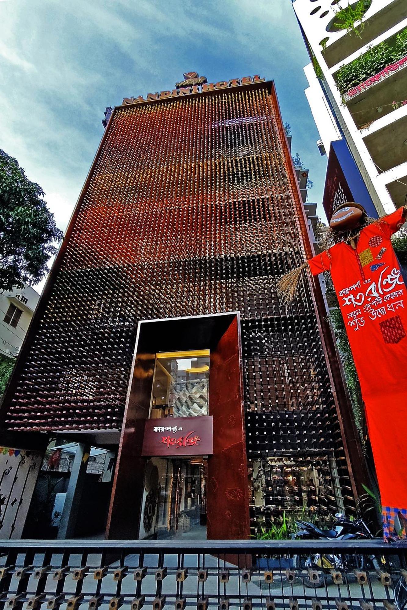 Hotel Nandini Dhaka Esterno foto